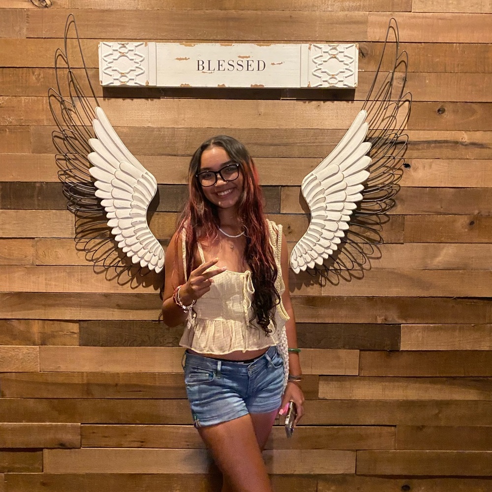 Meet your Posher, Isis